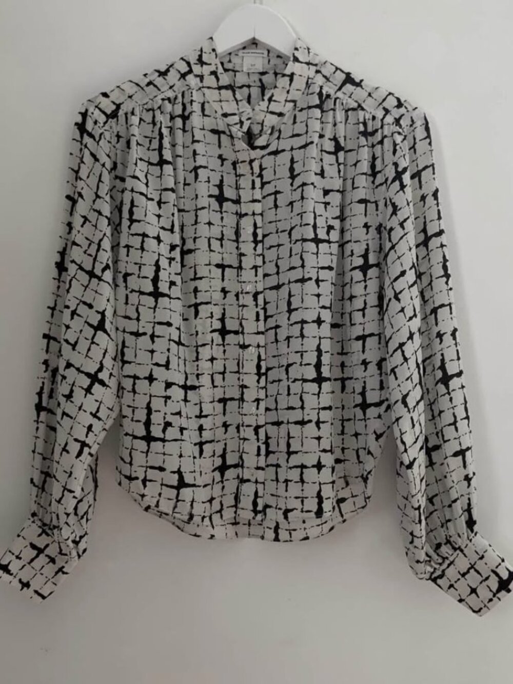 Club Monaco 100% Silk Blouse